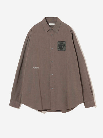 Camisa con parche y bordado 'We make noise'