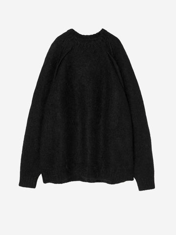 Schwarzer Pullover aus einer Mohairmischung mit seitlichem Reißverschluss