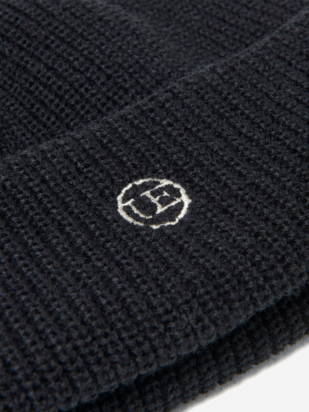 UNIFORM EXPERIMENT Cappello nero 'Watch Cap' in maglia di acrilico Nero Urbanstaroma