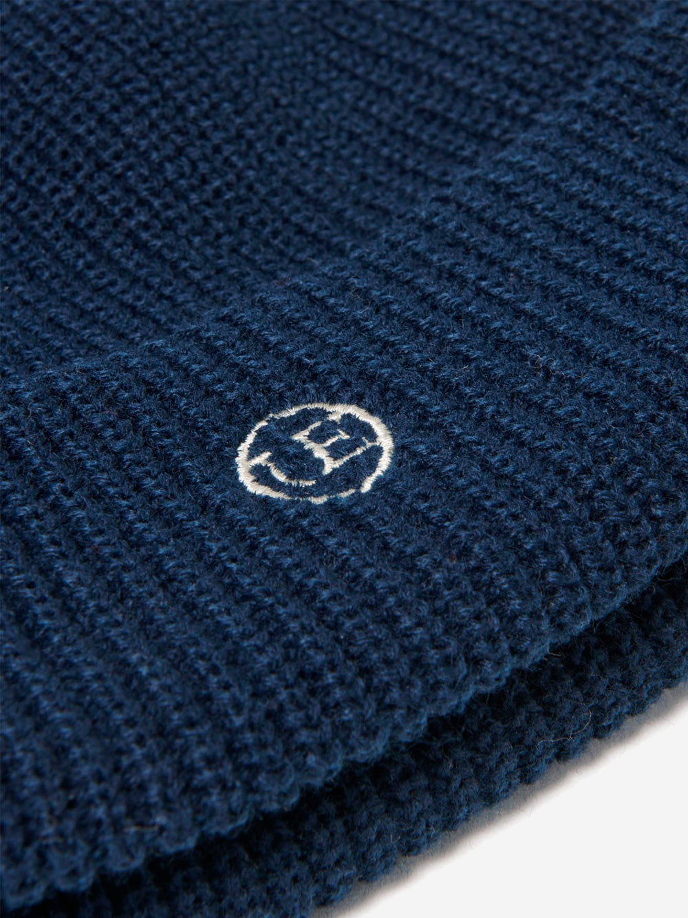 UNIFORM EXPERIMENT Cappello blu 'Watch Cap' in maglia di acrilico Navy Urbanstaroma