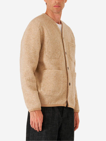 UNIVERSAL WORKS Cardigan beige in fleece di lana con tasche applicate Beige