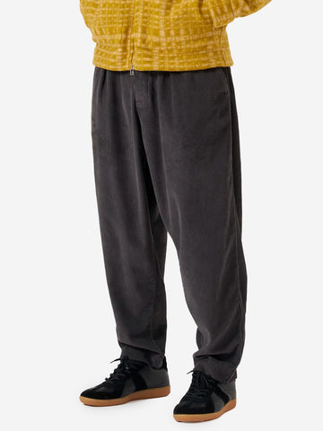 UNIVERSAL WORKS Pantaloni casual pleated in velluto a coste grigi grigio