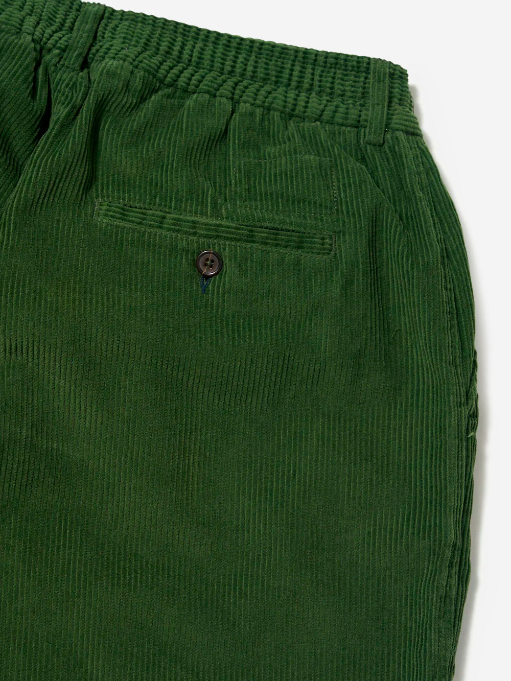 UNIVERSAL WORKS Pantaloni casual pleated in velluto a coste verdi Verde Urbanstaroma