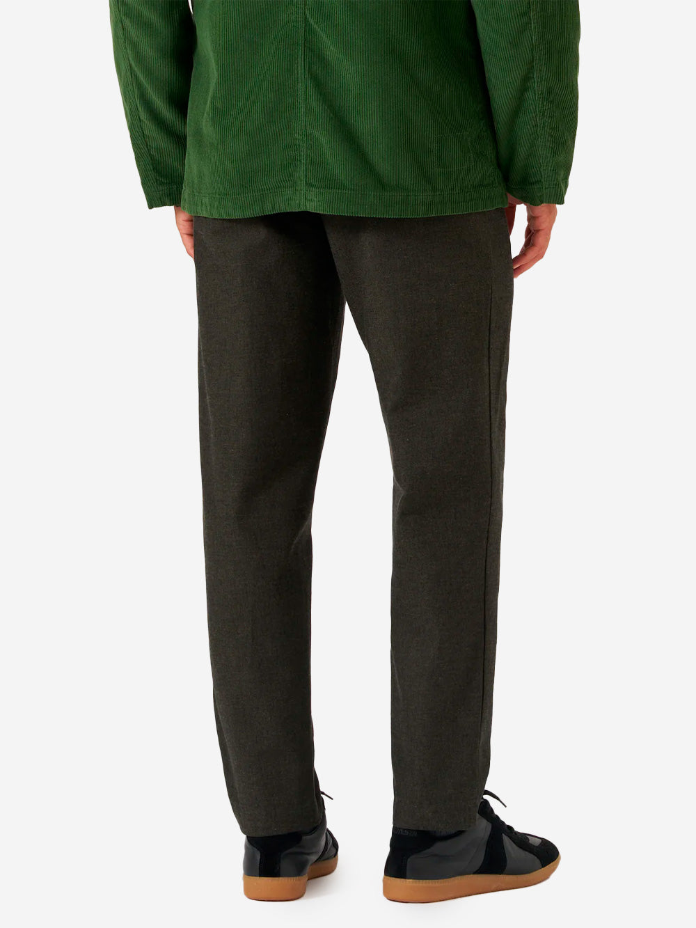 UNIVERSAL WORKS Chino Olive Lucca Suiting Military Verde militare Urbanstaroma