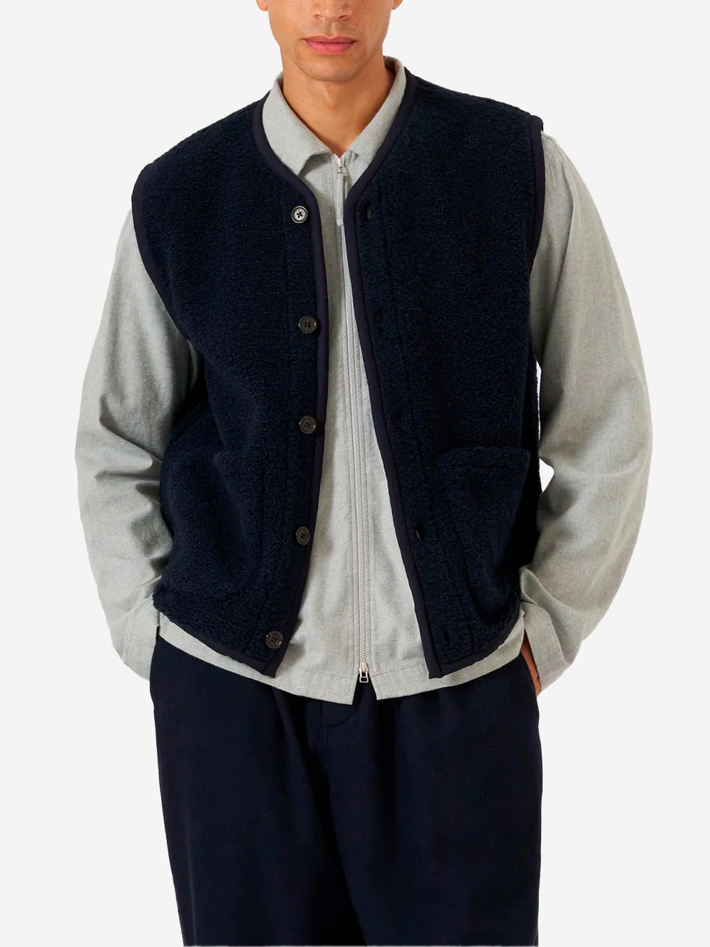 UNIVERSAL WORKS Gilet blu navy in pile Lancaster Blu scuro Urbanstaroma