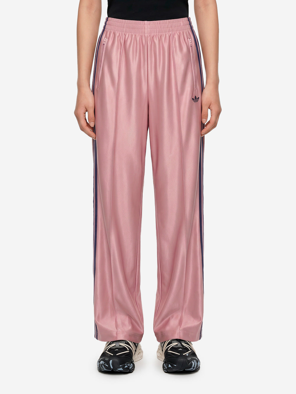 ADIDAS ORIGINALS Pantaloni loose 'Firebird' rosa con stripes nere Rosa Urbanstaroma