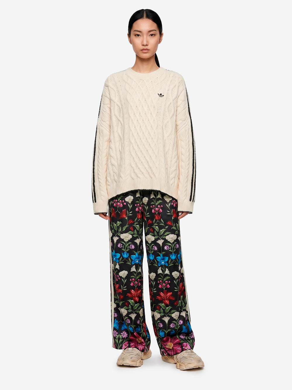 ADIDAS ORIGINALS Adidas x Farm Rio Pantaloni a stampa floreale Multicolor Urbanstaroma