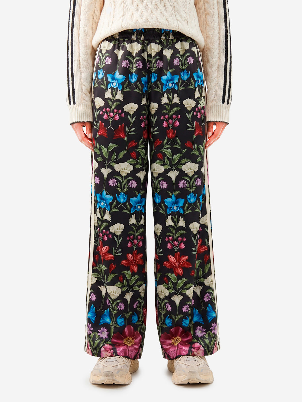 ADIDAS ORIGINALS Adidas x Farm Rio Pantaloni a stampa floreale Multicolor Urbanstaroma