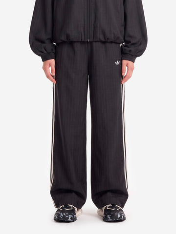 ADIDAS ORIGINALS Pantaloni track a quadri loose Nero