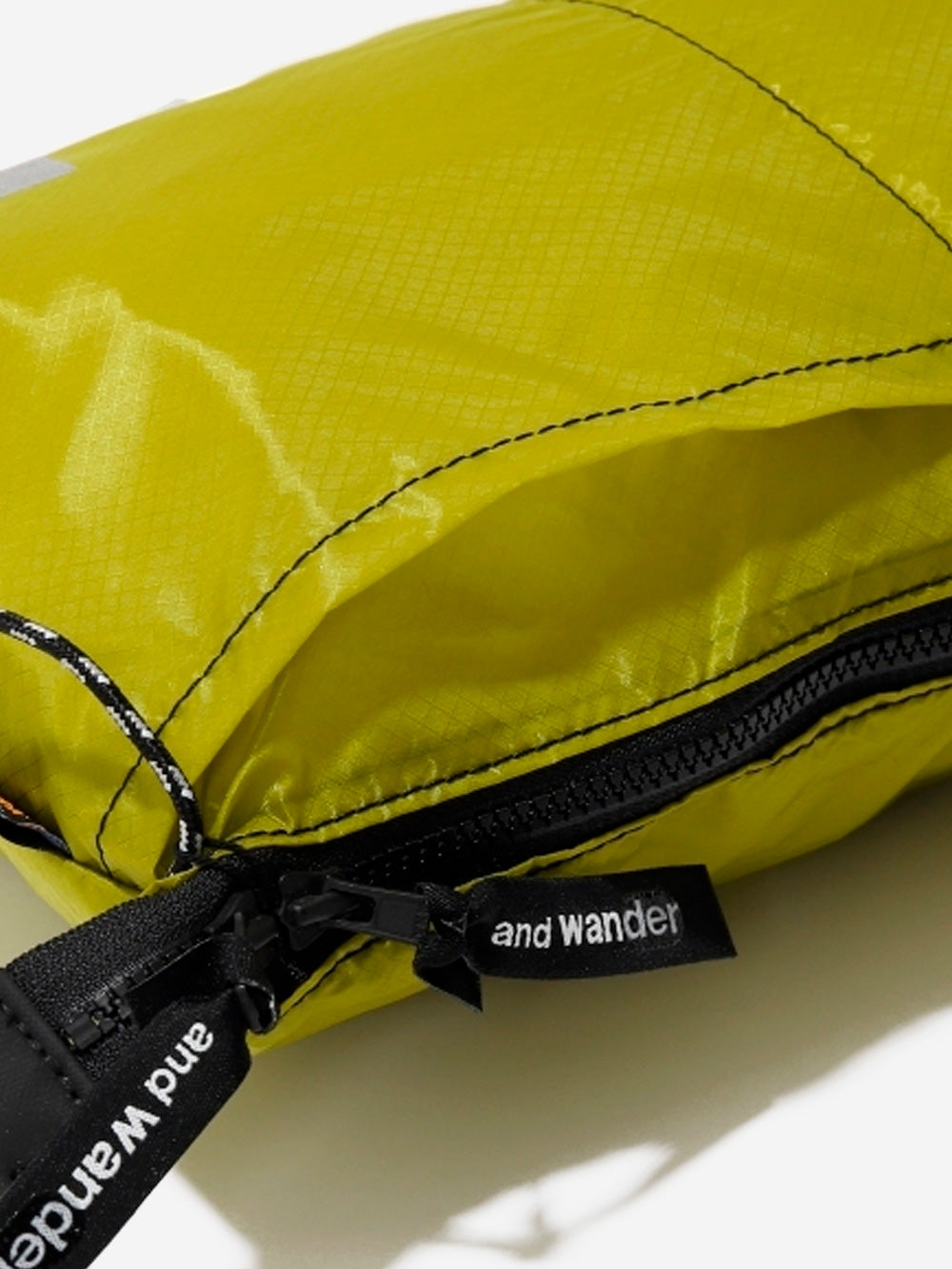 AND WANDER Borsa a tracolla verde 'Sil Sacocha' (5l) Verde Urbanstaroma