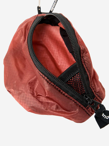 AND WANDER Mini pouch in silnylon Bordeau