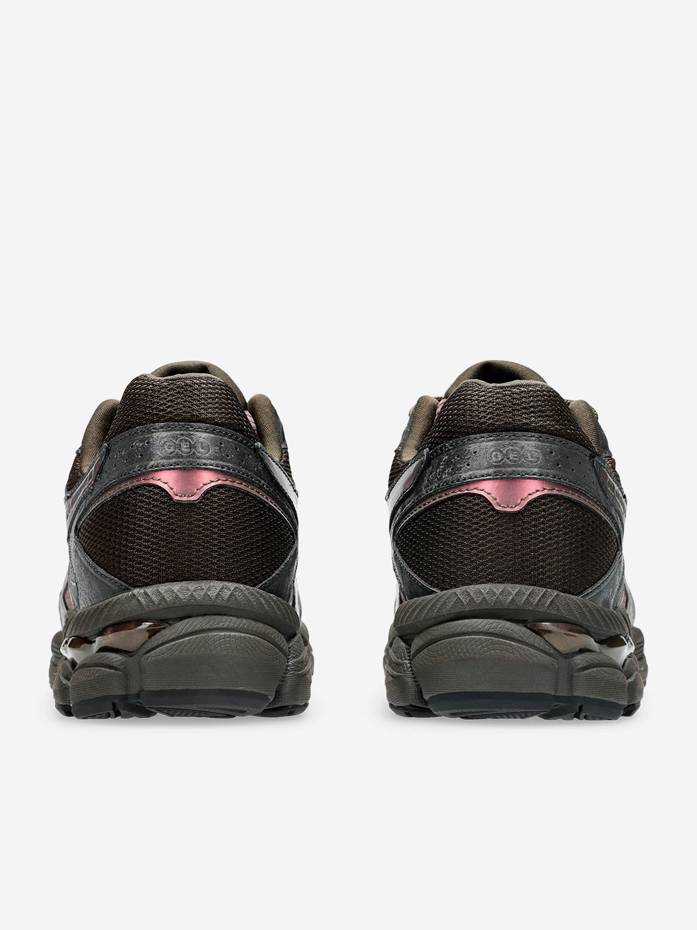 ASICS Gel-Cumulus 16 'Cocoa Powder Black' Marrone nero Urbanstaroma