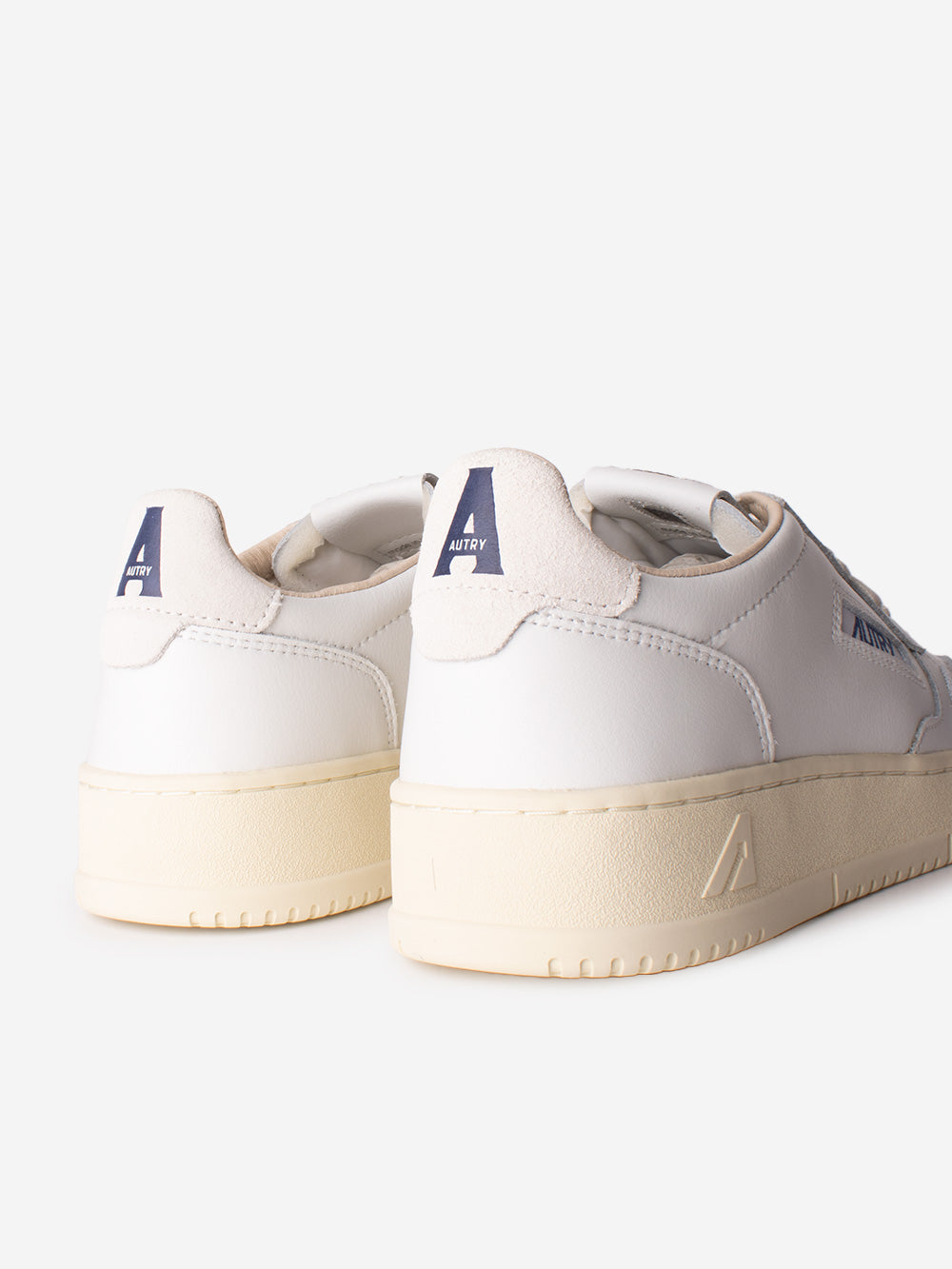 AUTRY M Medalist Low in pelle bianca con logo in suede bianco Bianco Urbanstaroma