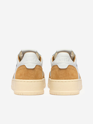 AUTRY M Medalist Low in pelle bianca e suede senape Senape