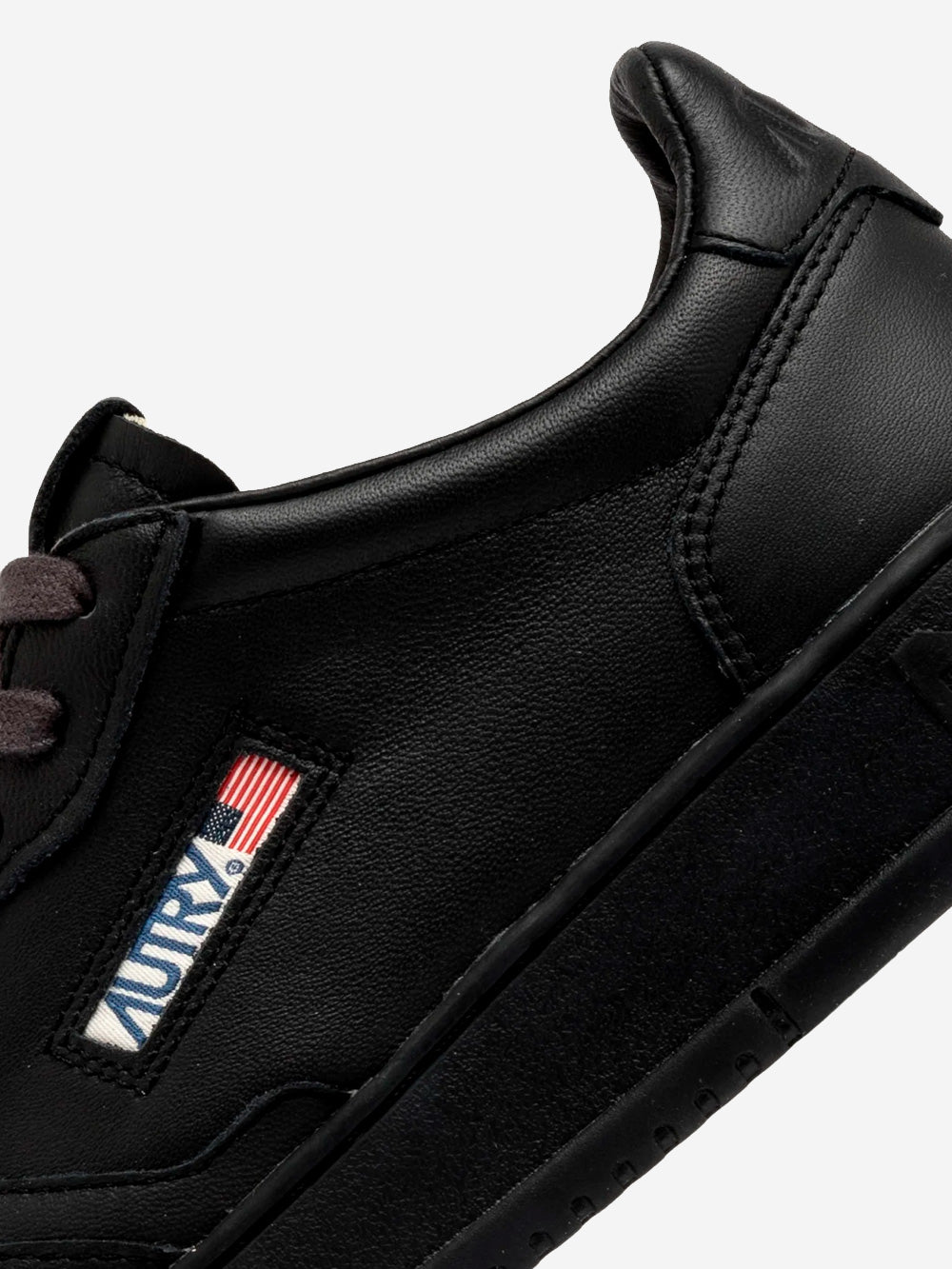 AUTRY M Medalist Low in pelle nera Nero Urbanstaroma
