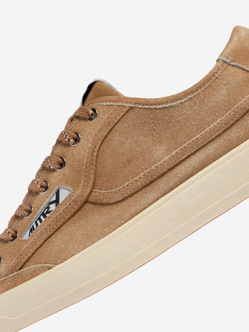 AUTRY Windscape Low in suede foam Marrone