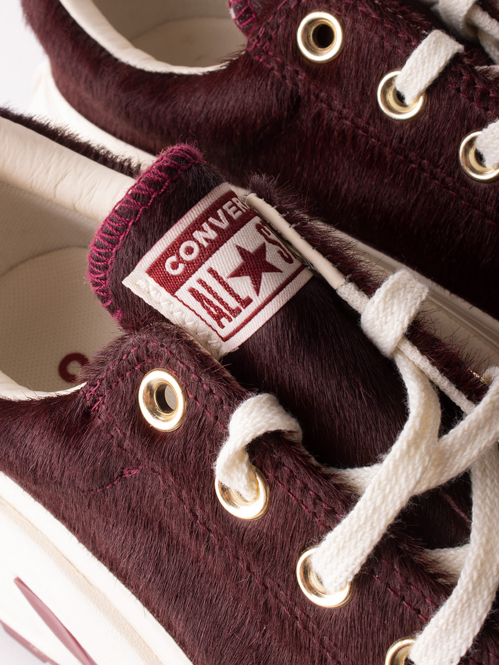 CONVERSE Run Star Crush OX 'Cherry Daze' Ciliegia Urbanstaroma