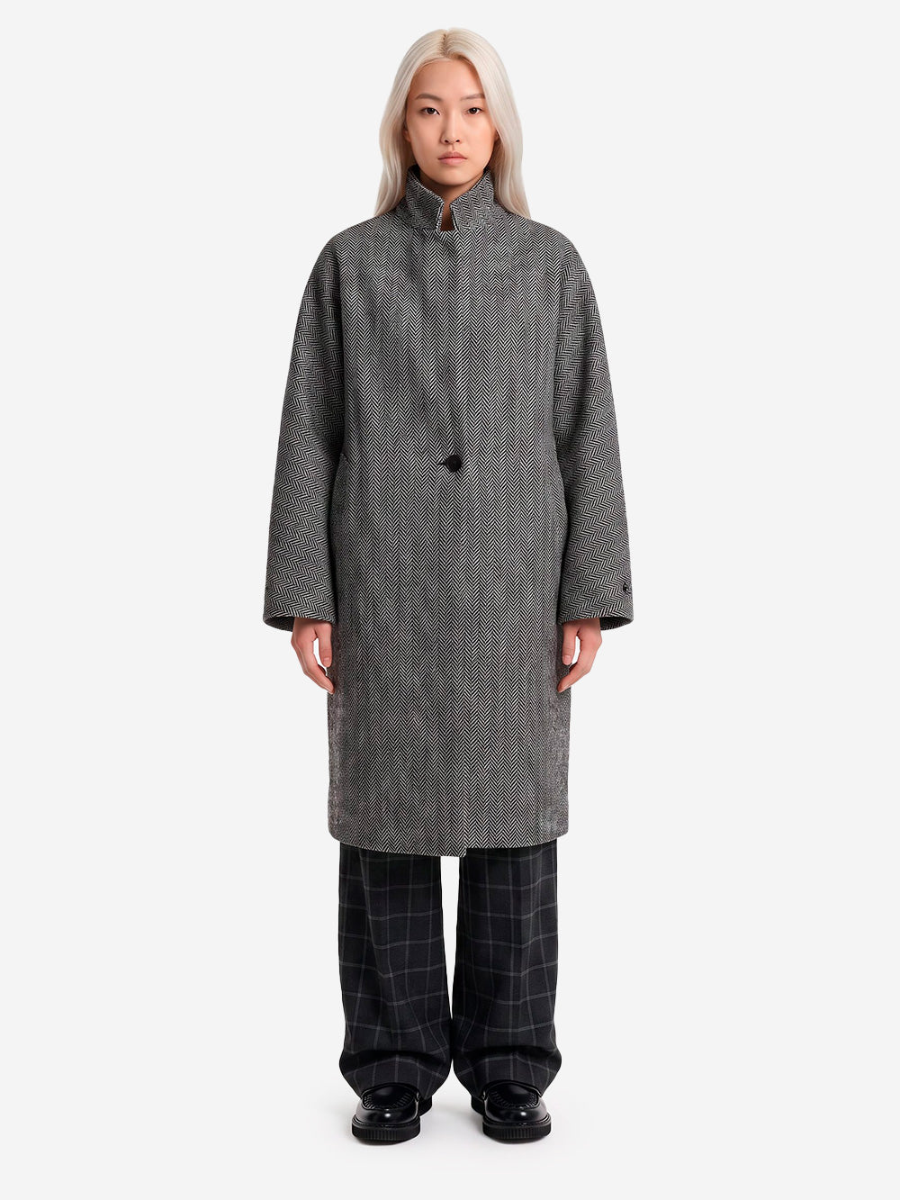 ESSENTIEL ANTWERP Cappotto Cocoon Oversize in Misto Lana a Spina di Pesce Grigio nero Urbanstaroma