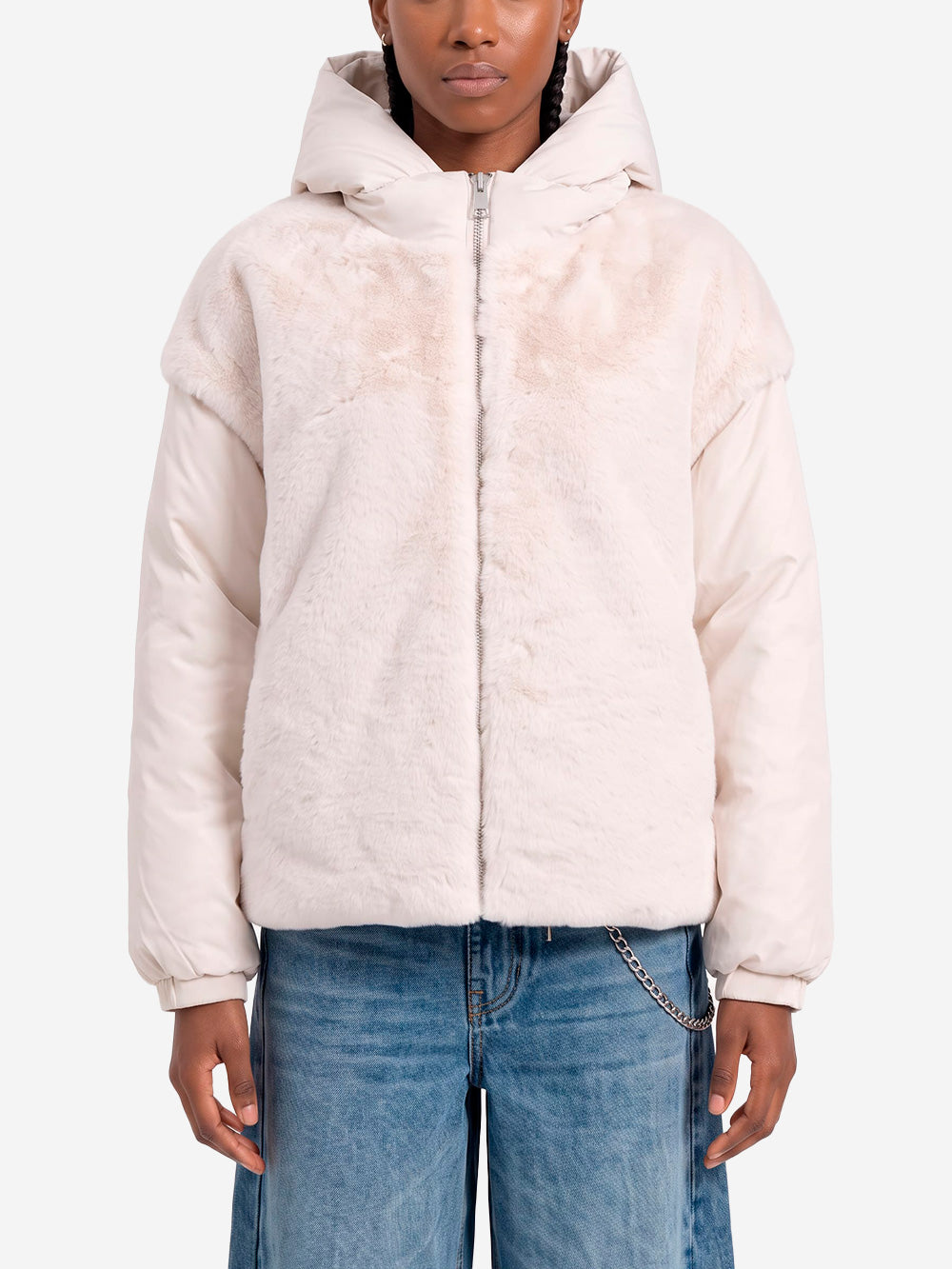 ESSENTIEL ANTWERP Giacca imbottita oversize bianca in pelliccia sintetica con maniche staccabili Off white Urbanstaroma