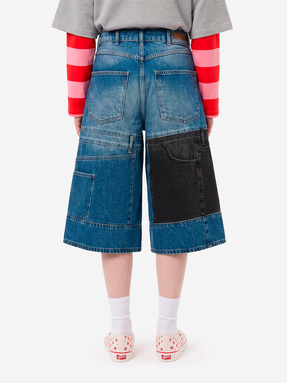 ESSENTIEL ANTWERP Bermuda denim con patchwork a doppio pannello blu e nero Denim Urbanstaroma