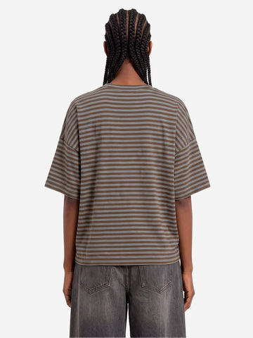 ESSENTIEL ANTWERP T-shirt oversize a righe grigie e cachi con spilla dorata Verde