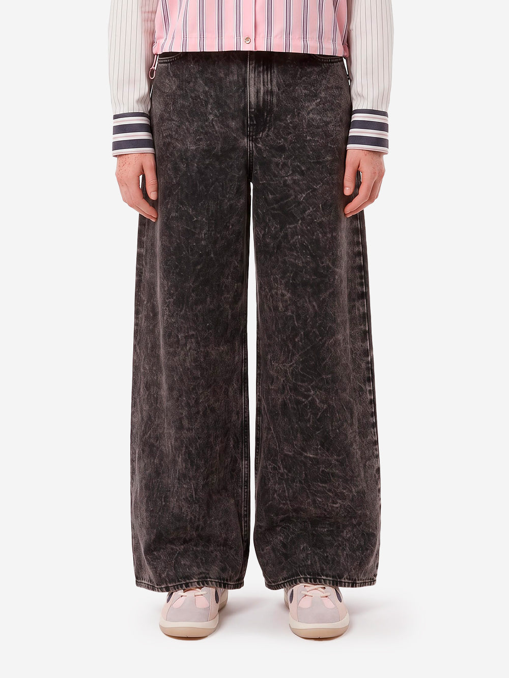 ESSENTIEL ANTWERP Jeans Neri a Gamba Larga Acid Wash Nero Urbanstaroma