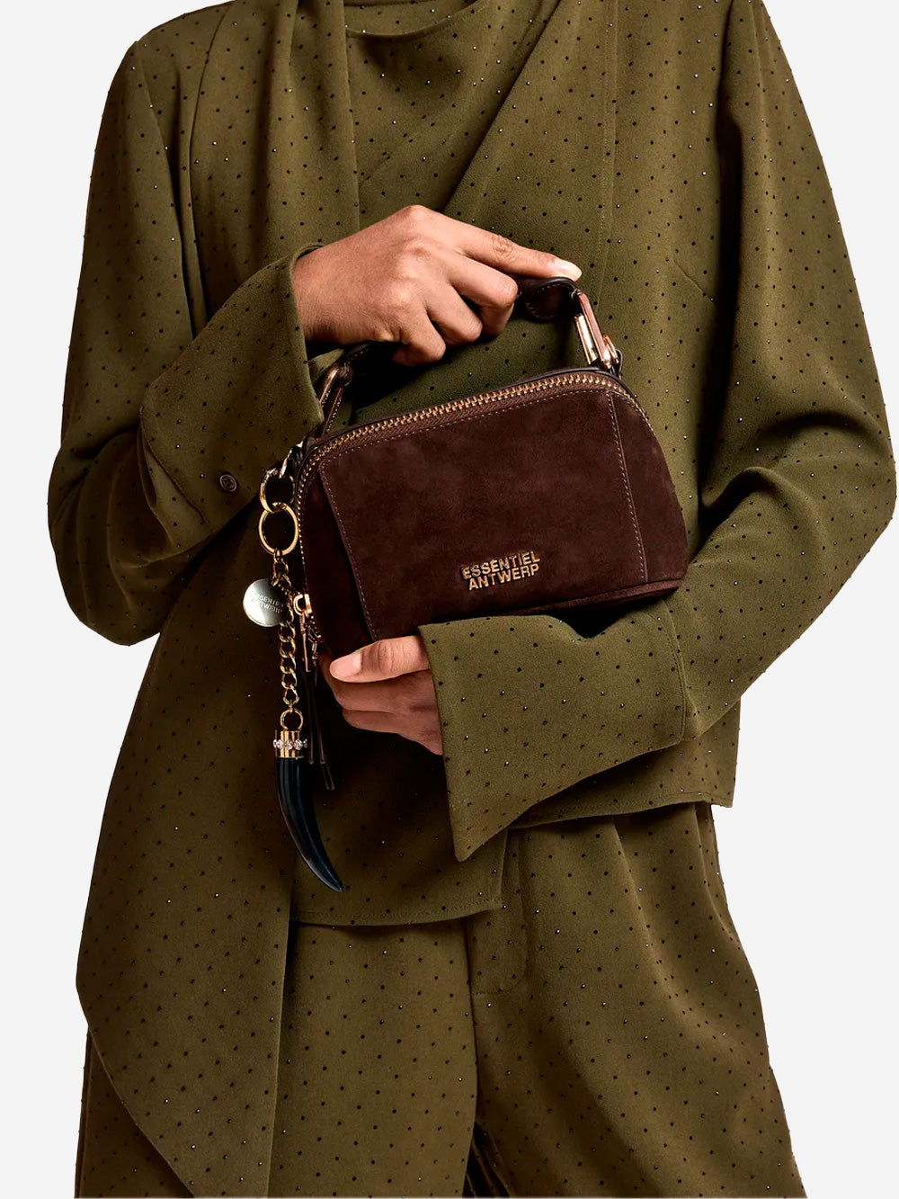 ESSENTIEL ANTWERP Mini borsa 'Bobbi' in suede marrone con zip obliqua Marrone Urbanstaroma