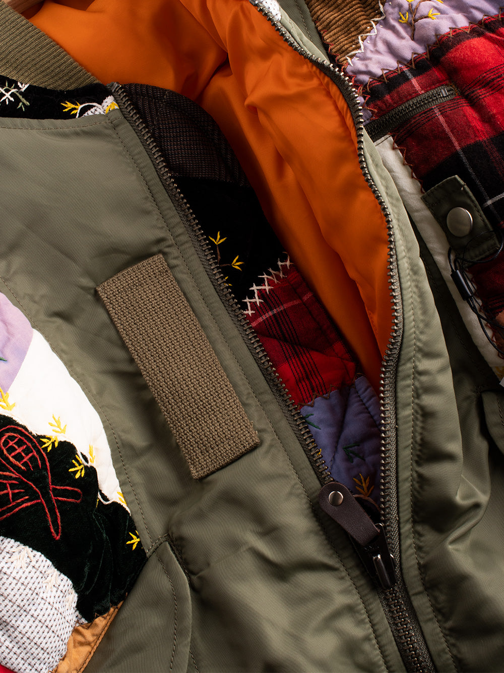 KHOKI Giacca Bomberer Quilt khaki con patchwork Verde militare Urbanstaroma