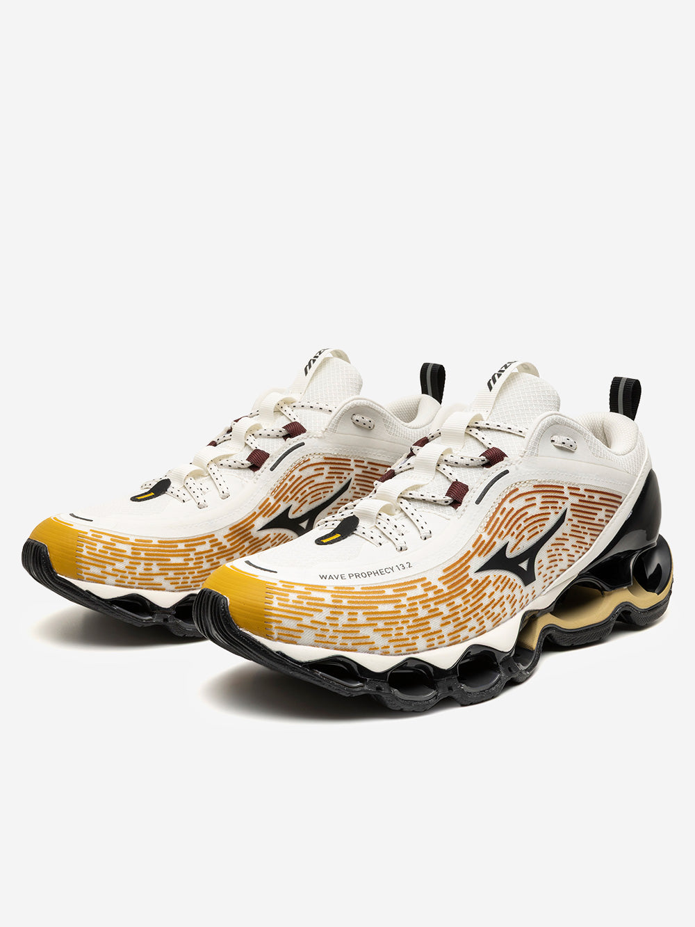 MIZUNO Wave Prophecy 13.2 'Harvest Gold' Urbanstaroma