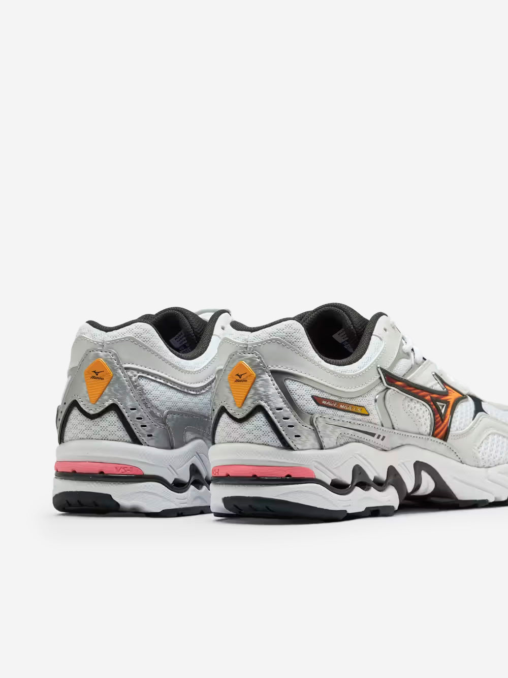 MIZUNO Wave Mustang LS White Gold Silver Multicolor Urbanstaroma