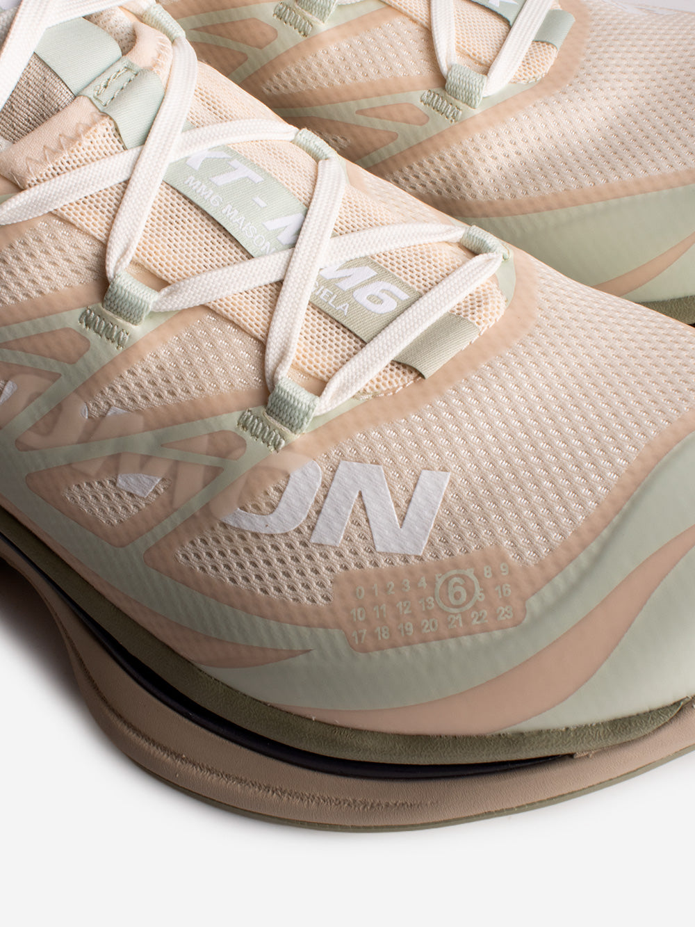 MM6 MAISON MARGIELA x Salomon XT-6 'Tapioca-Sea Foam- Violet Tulip' Avana verde Urbanstaroma