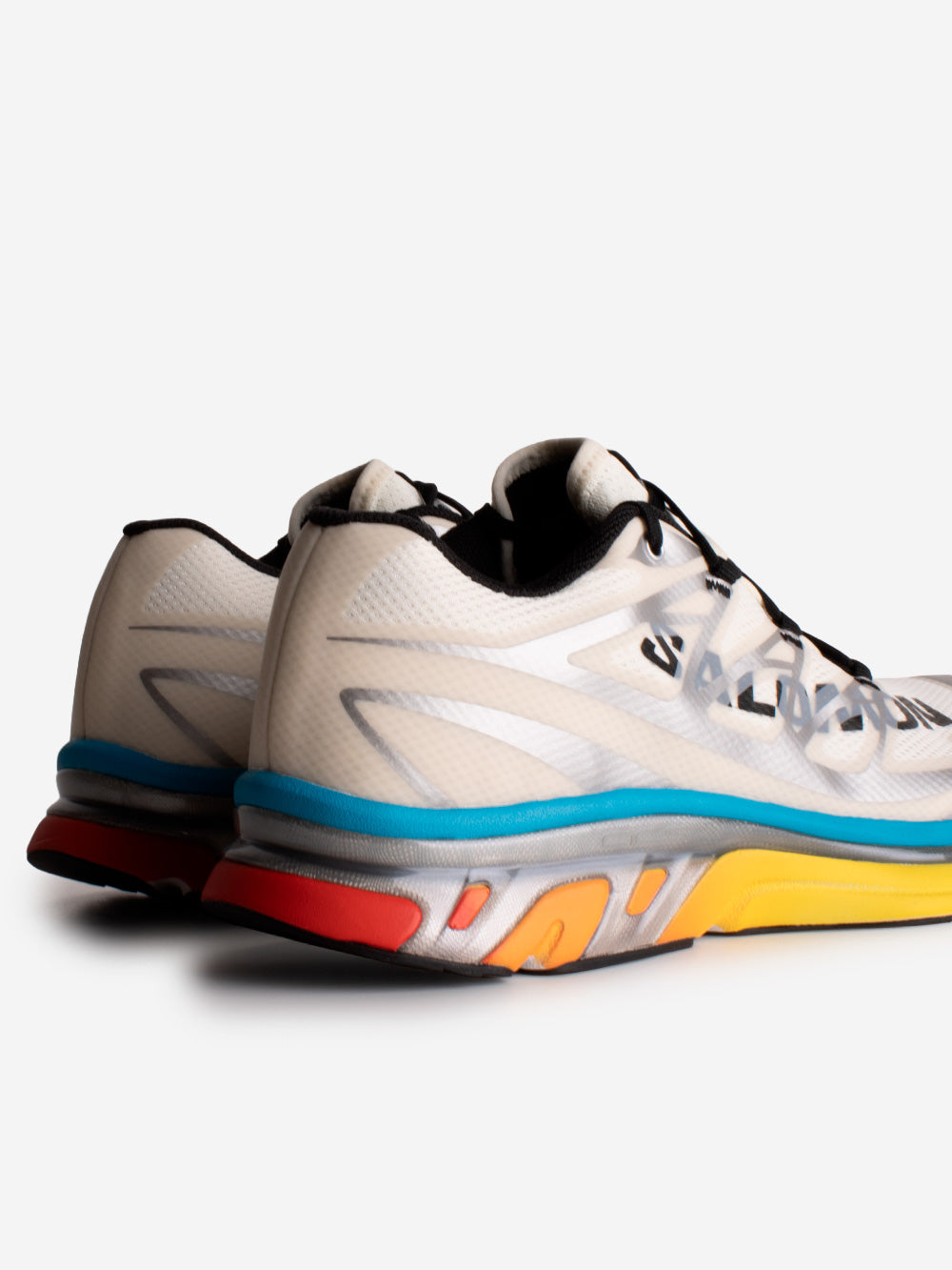 MM6 MAISON MARGIELA x Salomon XT-6 'Vanilla - Silver - Lemon' Bianco Urbanstaroma