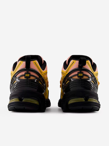NEW BALANCE 1906E 'Amber Haze Black' arancione