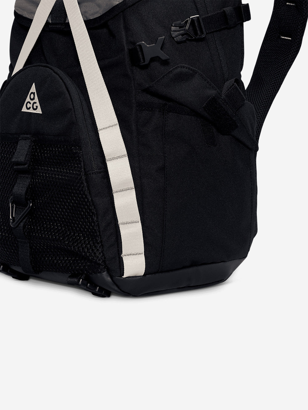 nike acg backpack responder NIKE ACG Black 'Daymax' Backpack (25l) HJ8178