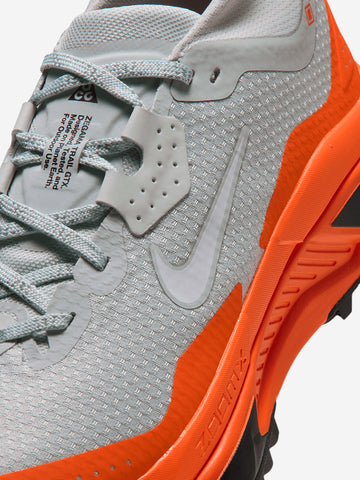 NIKE ACG ACG Zegama Trail GORE-TEX 'Light Silver Safety Orange' Grigia arancione