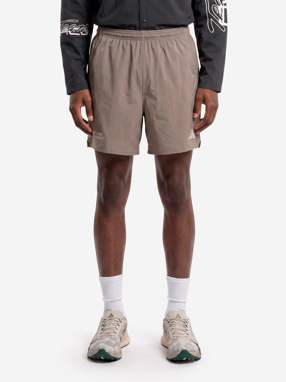 NIKE ACG ACG Shorts marroni da Running Trailwind Dri-FIT ADV Taupe Urbanstaroma