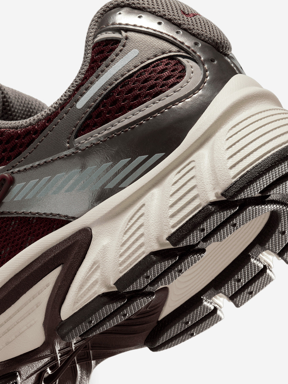 NIKE W V5 RNR 'Burgundy Crush College Grey' Bianco argento Urbanstaroma