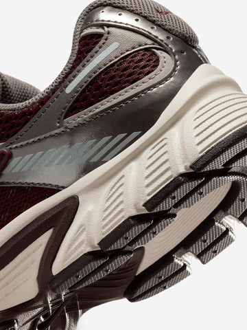 NIKE W V5 RNR 'Burgundy Crush College Grey' Bianco argento