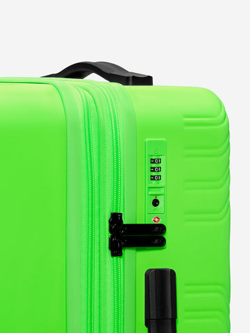 NIKE Valigia rigida verde (52l) Giallo fluo