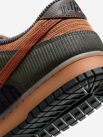 Dunk Low Retro Premium 'Light British Tan Cinnamon Corduroy'