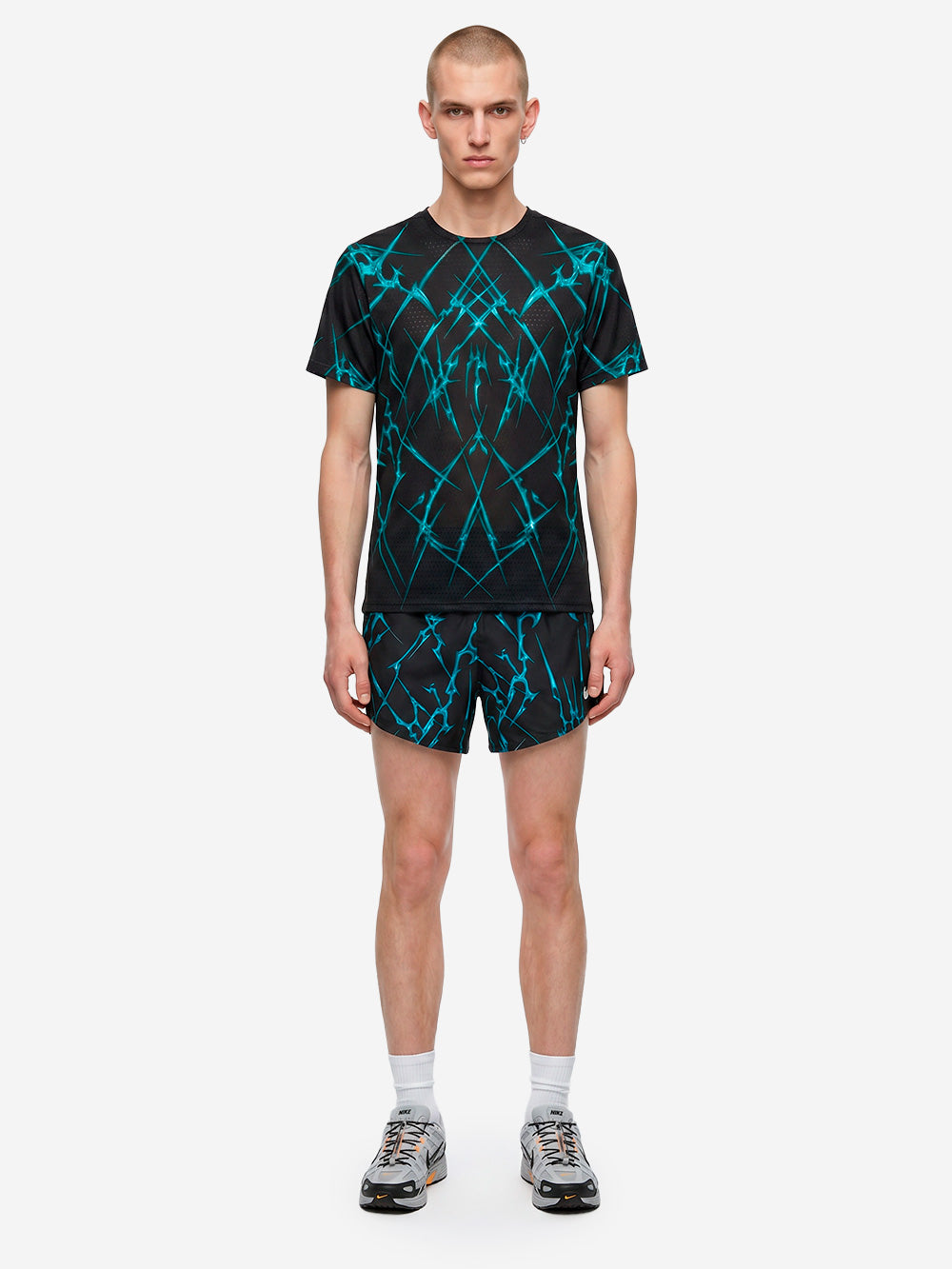 NIKE T-shirt da running AeroSwift Dri-FIT ADV con stampa Nero Urbanstaroma