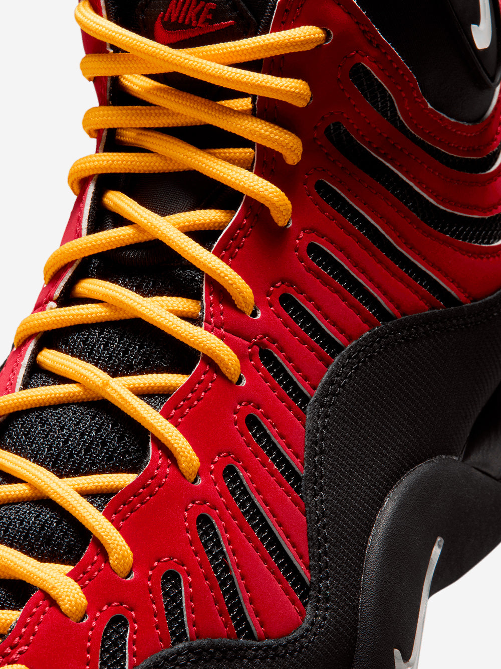 NIKE Air Bakin High SP 'Black Varsity Red' Nero rosso Urbanstaroma