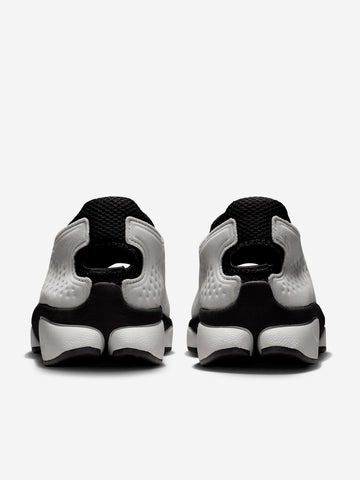 NIKE W Air Rift 2 'Metallic Silver Vast Grey' Grigio