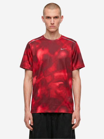 NIKE T-shirt rossa a manica corta da running Dri-FIT UV Rosso