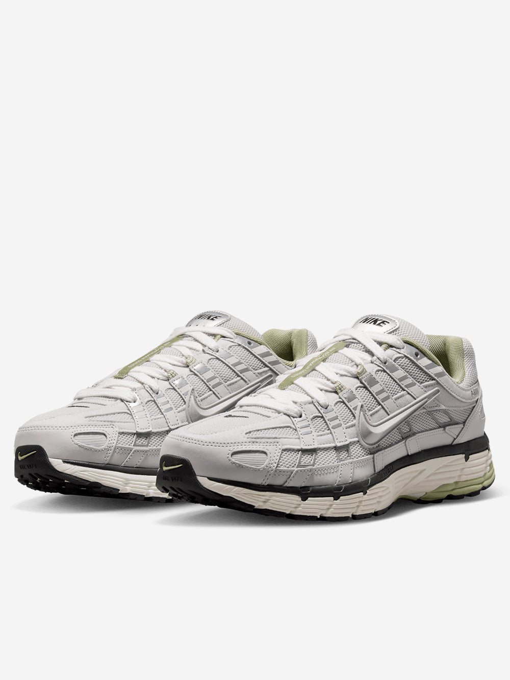NIKE Urbanstaroma