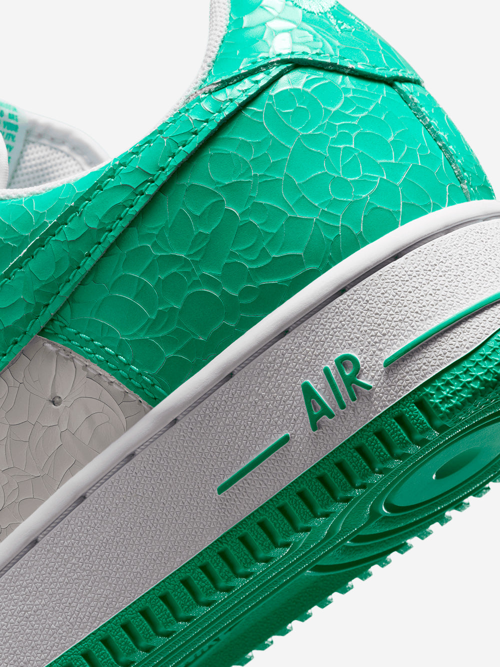NIKE Air Force 1 Cracked Leather 'Menta White' Verde acqua Urbanstaroma