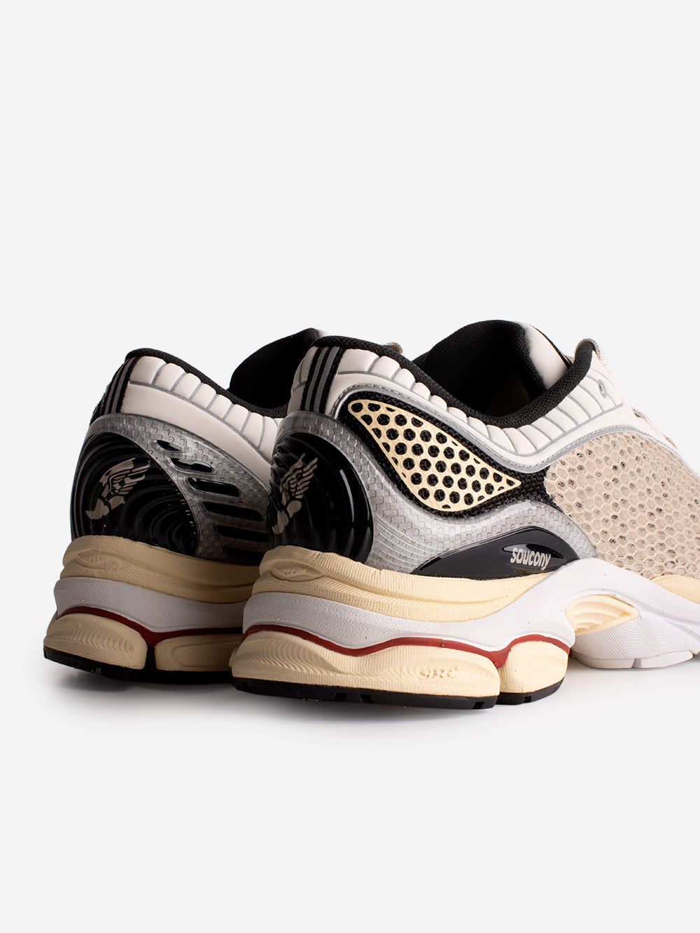 SAUCONY x Highsnobiety Progrid Paramount Beige Urbanstaroma