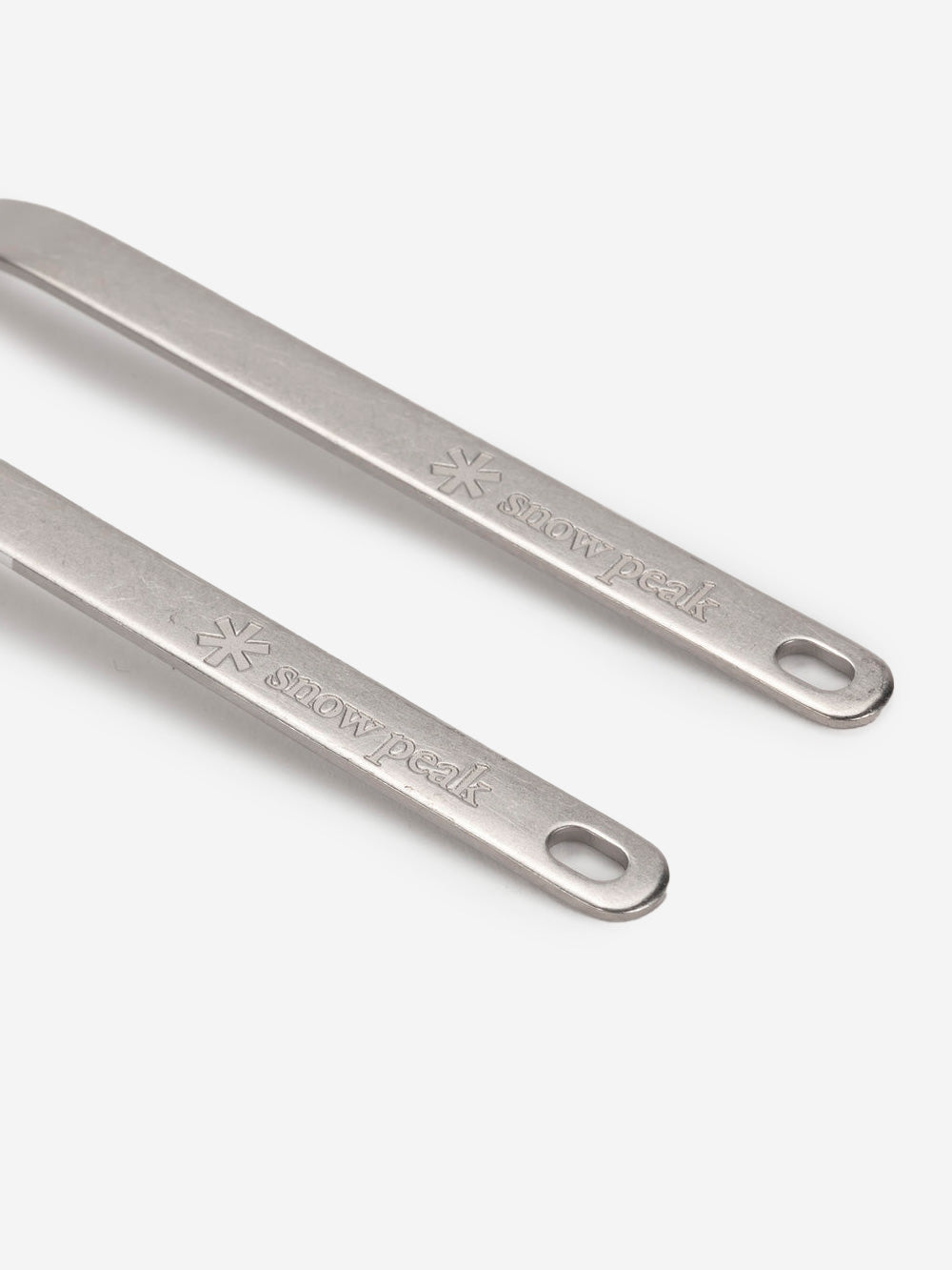 SNOW PEAK Set con cucchiaio e forchetta in alluminio grigio Urbanstaroma
