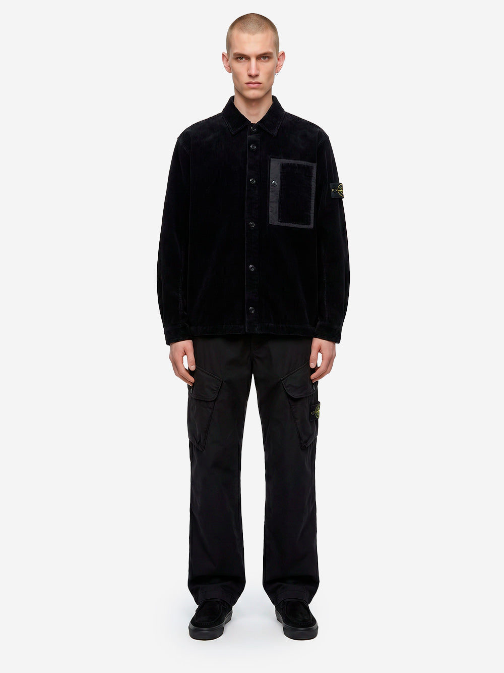 STONE ISLAND Overshirt nera in corduroy di cotone con tasca e badge Nero Urbanstaroma