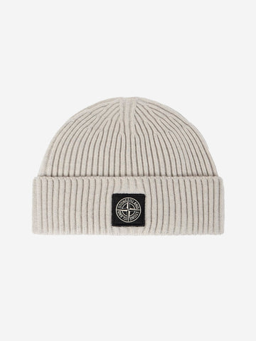 STONE ISLAND Beanie grigio in lana Geelong a costine con badge Grigio